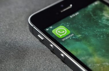 A WhatsAppon azokkal is lehet majd beszélgetni, akiknek nincs WhatsAppjuk