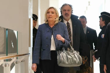 Marine Le Pen esetleges elnökválasztási eltiltásáról dönt kedden a párizsi fellebbviteli bíróság