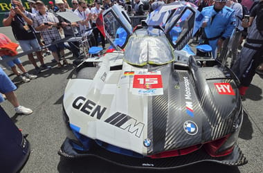Pezseg az élet a rajtrácson, Le Mans-ból jelentkezünk