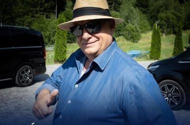 Végre egy repülőrajt, ami bejön Orbánnak Kép