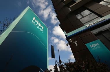 Az MBH minden ügyfelét érinti: máshogy lehet belépni a netbankba, jelszó sem kell hozzá