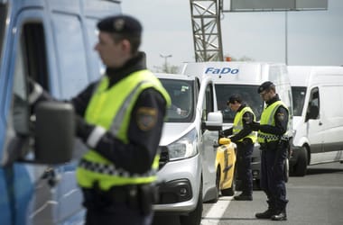 Magyar autósként is érdemes figyelni: jelentősen emelkednek a bírságok Ausztriában