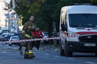 Kijevet lőtték az oroszok az éjjel, egy gyerek meghalt