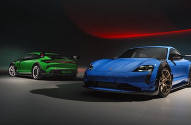 Magyarországon a Porsche eddigi legdurvább, Nordschleifén rekorder villanyautója