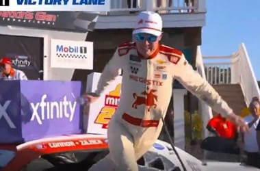 Akkorát ünnepelt a friss Nascar-győztes, hogy nézni is fájdalmas – videó