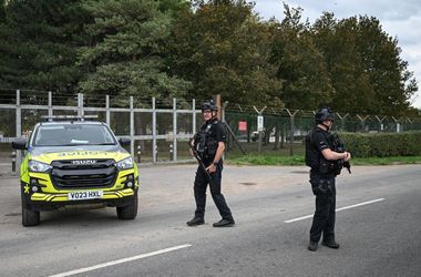 Súlyos biztonsági incidens történt a Brit Királyi Légierő egyik katonai repülőterén