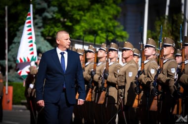 Pálinkás századossal vonult be a minisztériumba Ruszin-Szendi Romulusz – kik lehetnek még az új tárcavezető stábjában?