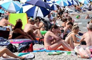 Rekordszámú magyar nyaralt Horvátországban, a hazai turizmus bezuhant