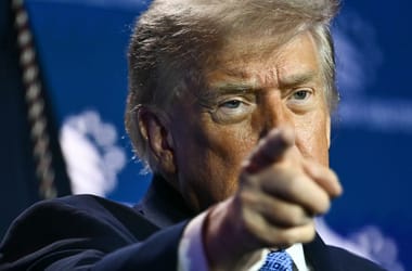 Trump Irán „teljes elpusztításáról” posztolt, miután egyes hírek szerint merényletre készülnek ellene
