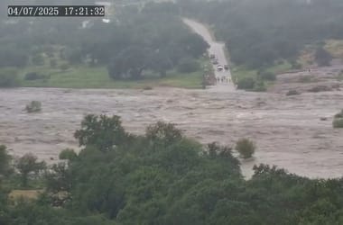 20 perc: ennyi kellett, hogy mindent elöntsön a villámárvíz Texasban – videó