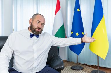 Sándor Fegyir nem bontott pezsgőt április 12-én, és úgy látja, Oroszország agóniája megkezdődött
