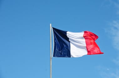 Kibertámadás érte a francia állam üzenetküldőjét, 