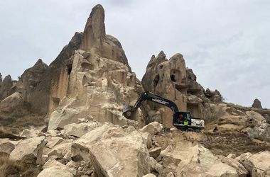 Turistákat temetett maga alá egy leomló tündérkémény a népszerű török kirándulóhelyen