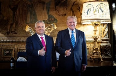 „Úgy nézett rám, hogy micsoda hülye kérdés ez?” – mesélte Orbánról Trump, miután kikérte a véleményét az orosz–ukrán háborúról