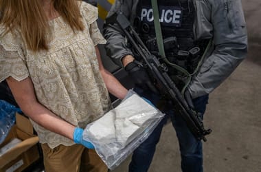 „Még a falon is állt a heroin” – perel és mindent elárul a rendőrség drograktárosa