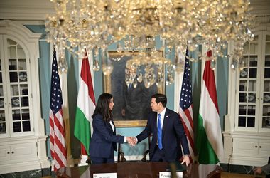 Orbán Anita az orosz szénhidrogén-függőség csökkentéséről is tárgyalt az amerikai külügyminiszterrel