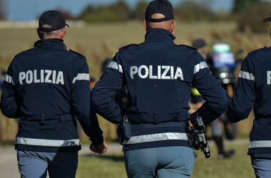 Halott magzatot találtak Pármában egy park járdáján