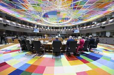 EU-csúcs: összecsapnak a fukarok a „kohézió barátaival”