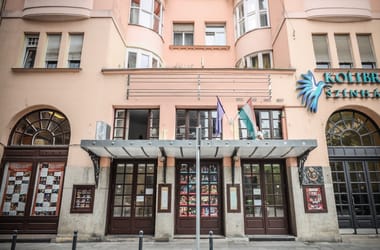 Kinevezték a kormánypárti igazgatót, a Kolibri Színház már a kommentelést is korlátozza