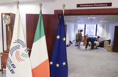 Lehetetlen feladatok megoldása vár az ír EU-elnökségre