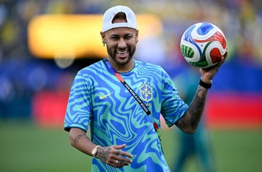 Jó hírt kaptak a brazilok Neymarról: Jól van, készen áll a játékra