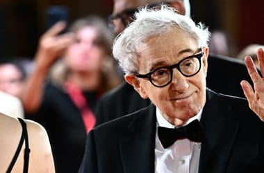 Woody Allen közel 90 évesen megírta első regényét