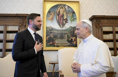J. D. Vance szerint aggasztó, ahogy a pápa a bevándorlásról gondolkodik