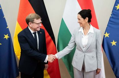 Orbán Anita: Magyar Péter novemberben a német kancellárral találkozik Berlinben
