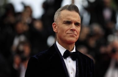 Robbie Williams: Édesanyám azt sem tudja már, ki vagyok