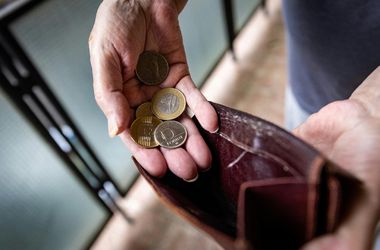 A Tisza mentőövet dobott a nyomorgó nyugdíjasoknak, de a jövő nyugtalanító