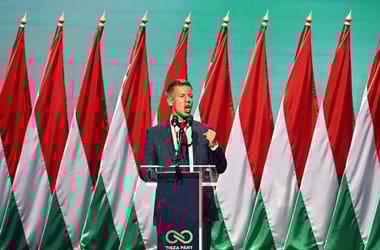 Hadházy indulna a Tisza előválasztásán, Magyar szerint nincs alku az “óellenzékkel”