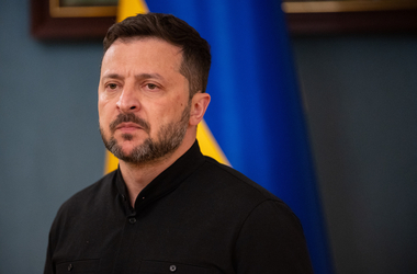 Zelenszkij: „Oroszország megérdemli, hogy teljes körű nyomást gyakoroljanak rá"