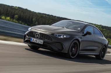 680 lóerős triplamotoros szörnyeteg a vadonatúj Mercedes-AMG CLA 45