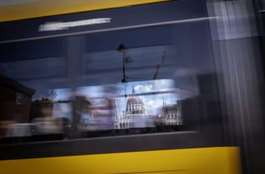 Ha szerencséje volt a lottón, annyi pénzt nyert, amennyi a képviselők alapbére