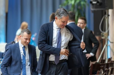 A Magyar-kormány a szerencsének és Nagy Mártonnak is köszönheti a júniusi költségvetési többletet