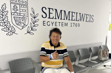 „Senkinek nem kívánom a műtőbe való betolás élményét” - Hevesi Tamás a szívklinikáról jelentkezett be
