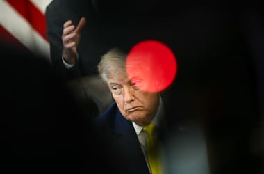 Trump válaszcsapást rendelt el Iránban, légvédelmi létesítményeket támadtak az amerikaiak