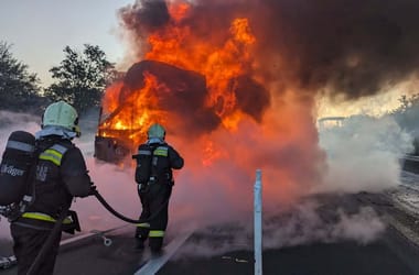 Moldáv férfiak haltak meg az M1-esen történt tragédiában, a Magyar Közút készíti a jelentést