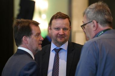 Vizsgálatot indított az MNB Ruszlan Rahimkulov cégeivel szemben