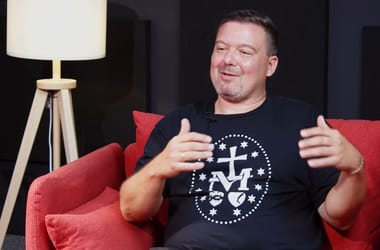 Huth Gergely jósol: Magyar Péter politikai pályafutása „csúfos véget” ér