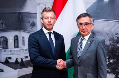 Magyar Pétert is meglátogatta a Suzuki-vezér