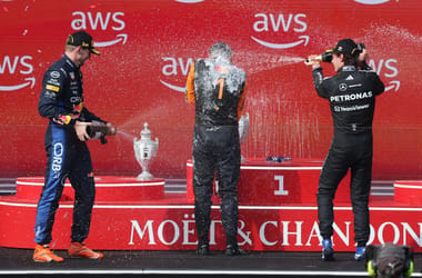 „Hogy a francba kerültem ide?!” – Verstappen nem értette, hogyan sikerült másodikként befutnia a Magyar Nagydíjon
