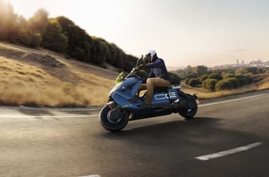 Alig 42 lóerős, mégsem gyenge a legújabb elektromos BMW