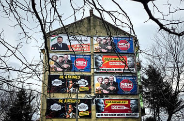 Idén már mostanra majdnem annyit nyertek közbeszerzésen a NER kedvencei, mint tavaly az egész évben