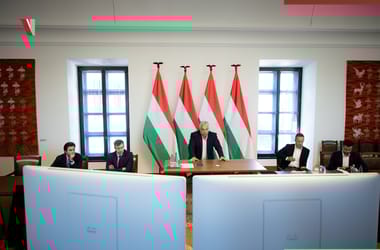 Orbán szerint olyan jól sikerült a Trump–Putyin-találkozó, hogy rögtön kellene még egy