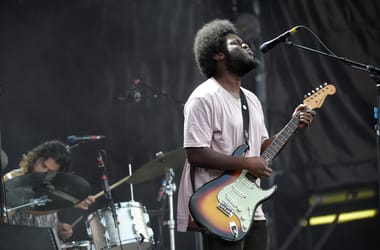 Michael Kiwanuka lemondta a szigetes koncertjét