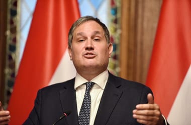 Cáfolta Nagy Márton, hogy távozik, Magyar Péter kommentben szólt vissza neki
