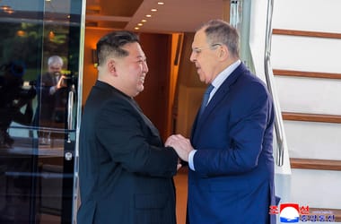 Oroszországnak és Észak-Koreának „minden stratégiai kérdésben azonos a véleménye”