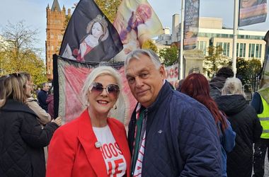 Orbán Viktort abortuszellenes tüntetésen vett részt Belfastban