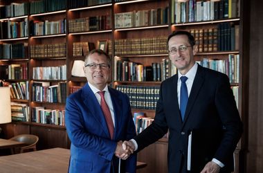 Matolcsy Györgyöt és Varga Mihályt hallgatja meg következő ülésén a parlamenti bizottság